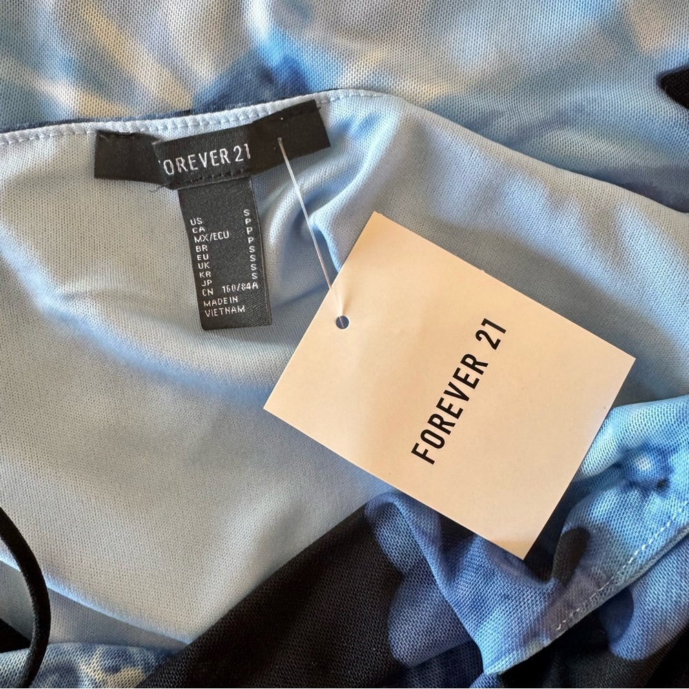 NWT blue floral print Forever 21 slip dress Juniors S - Picture 9 of 11